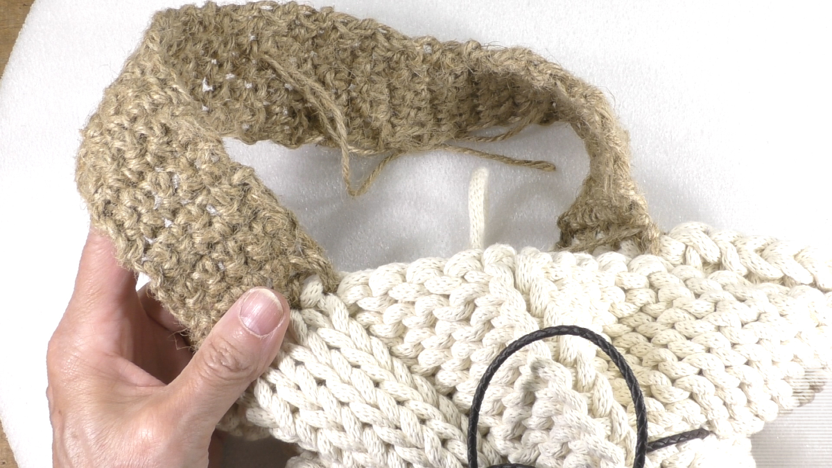 DIY knitting and crochet bag with natural materials : Step 12