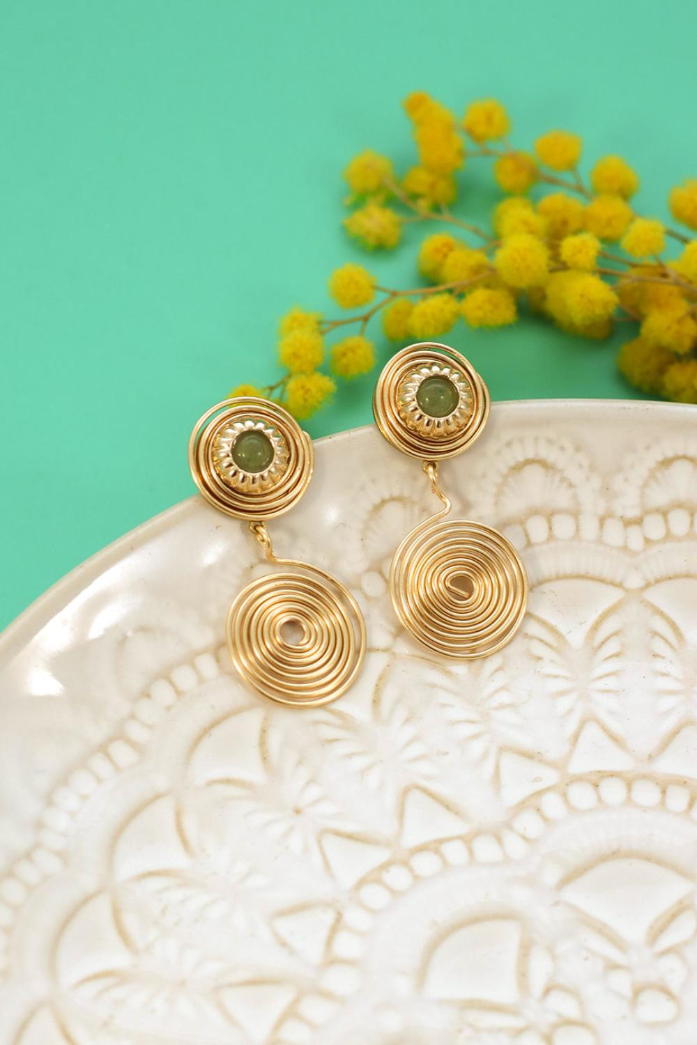 Schema Golden wire spiral earrings Schema Golden wire spiral earrings