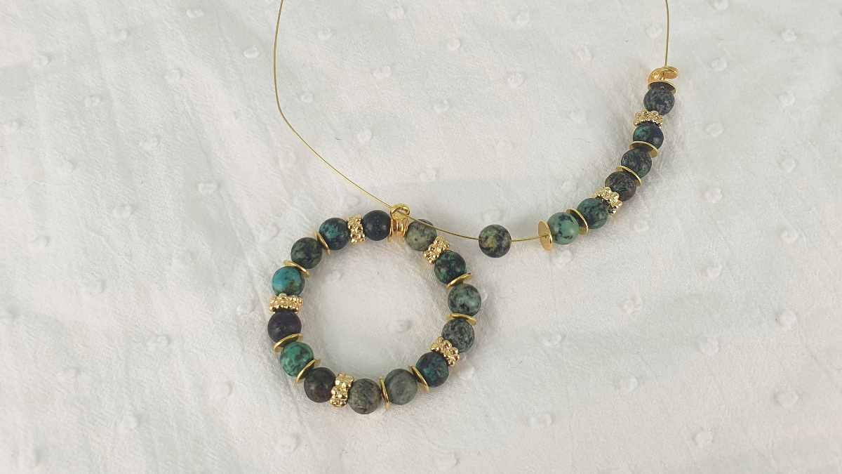 Original double hoop earrings with gemstones : Step 3 Original double hoop earrings with gemstones : Step 3