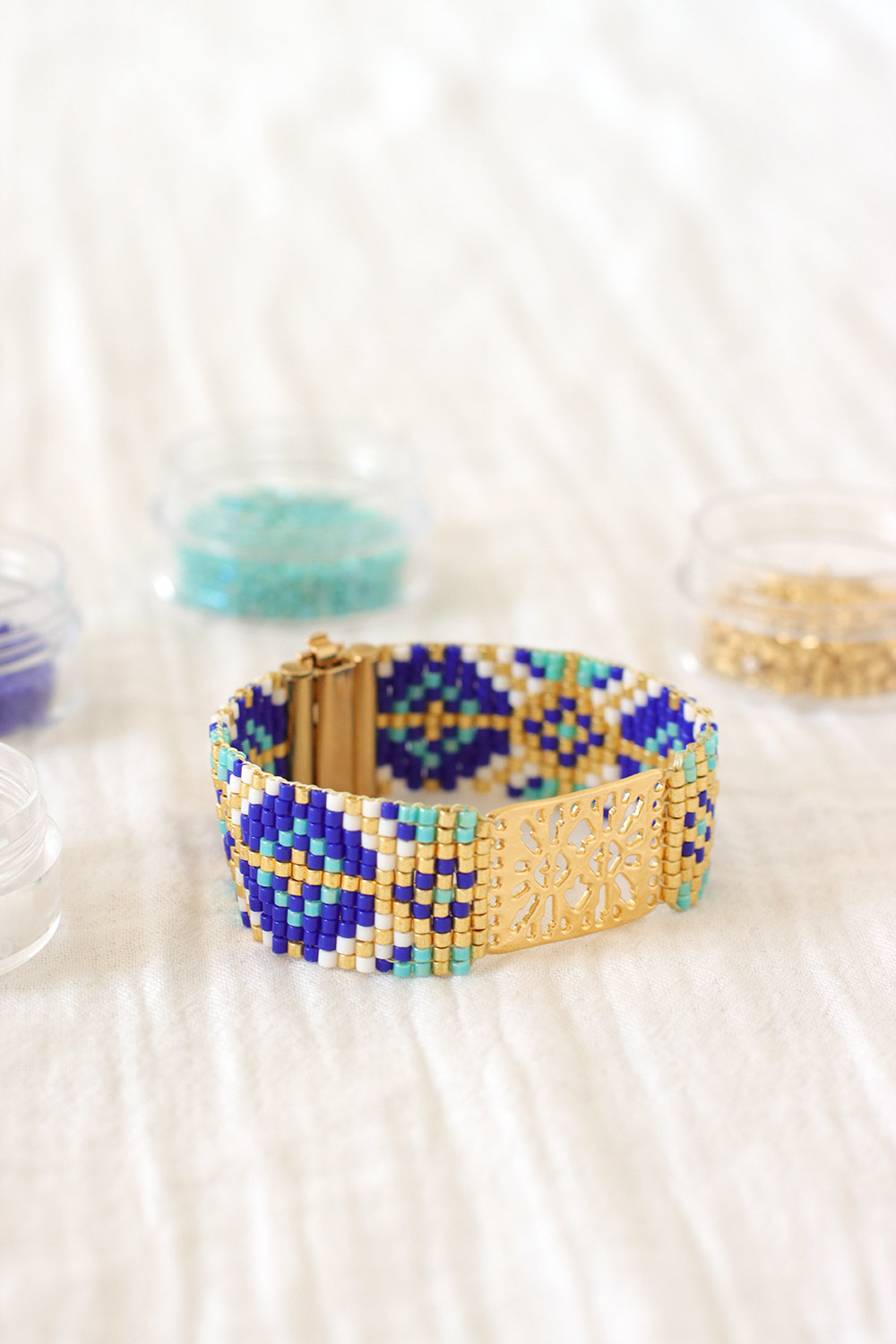 Schema Miyuki bracelet on Delicas 10/0 loom Schema Miyuki bracelet on Delicas 10/0 loom