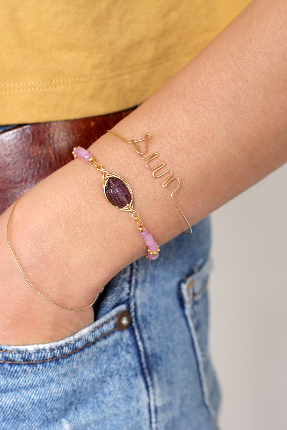 Schema Gemstone bracelet set with Amethyst beetle wire Schema Gemstone bracelet set with Amethyst beetle wire
