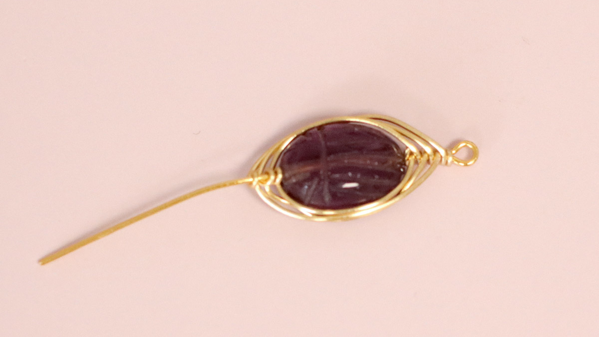 Gemstone bracelet set with Amethyst beetle wire : Step 4 Gemstone bracelet set with Amethyst beetle wire : Step 4