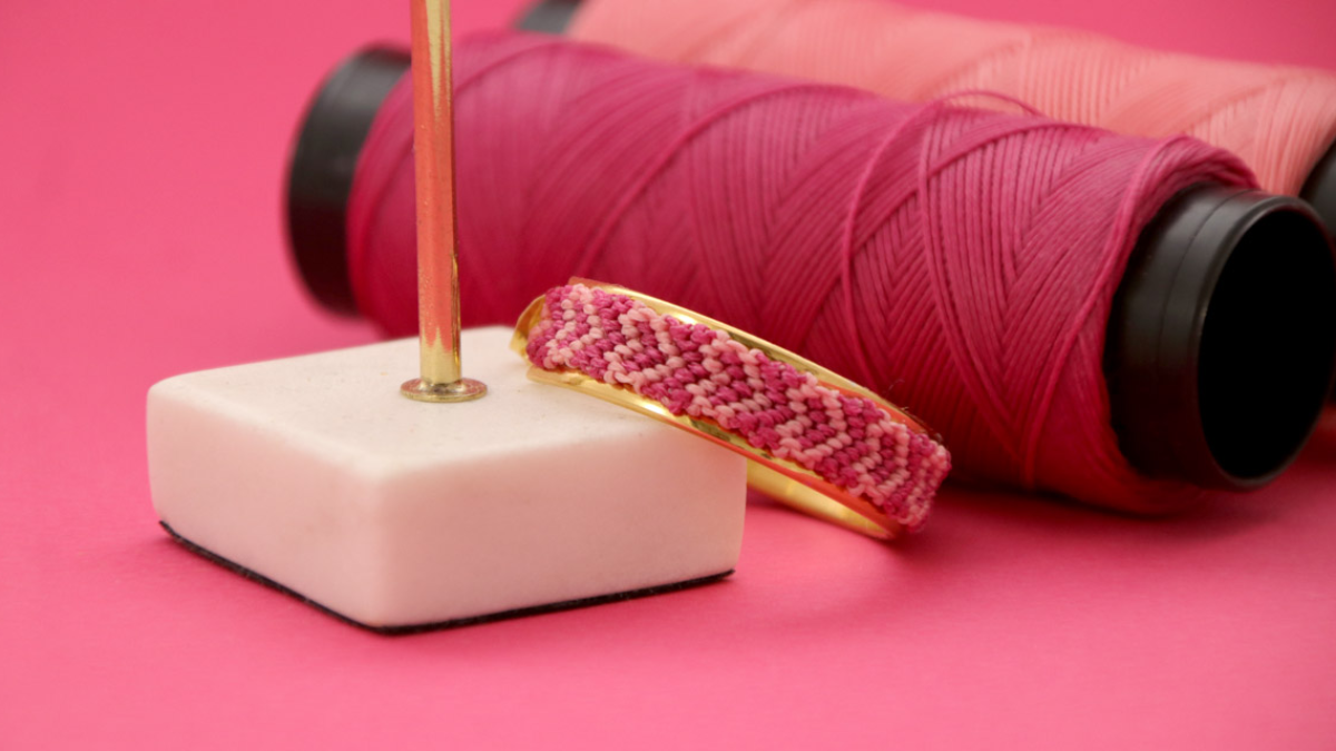 Schema Creoles with Brazilian bracelet Heart in Slam strings Schema Creoles with Brazilian bracelet Heart in Slam strings