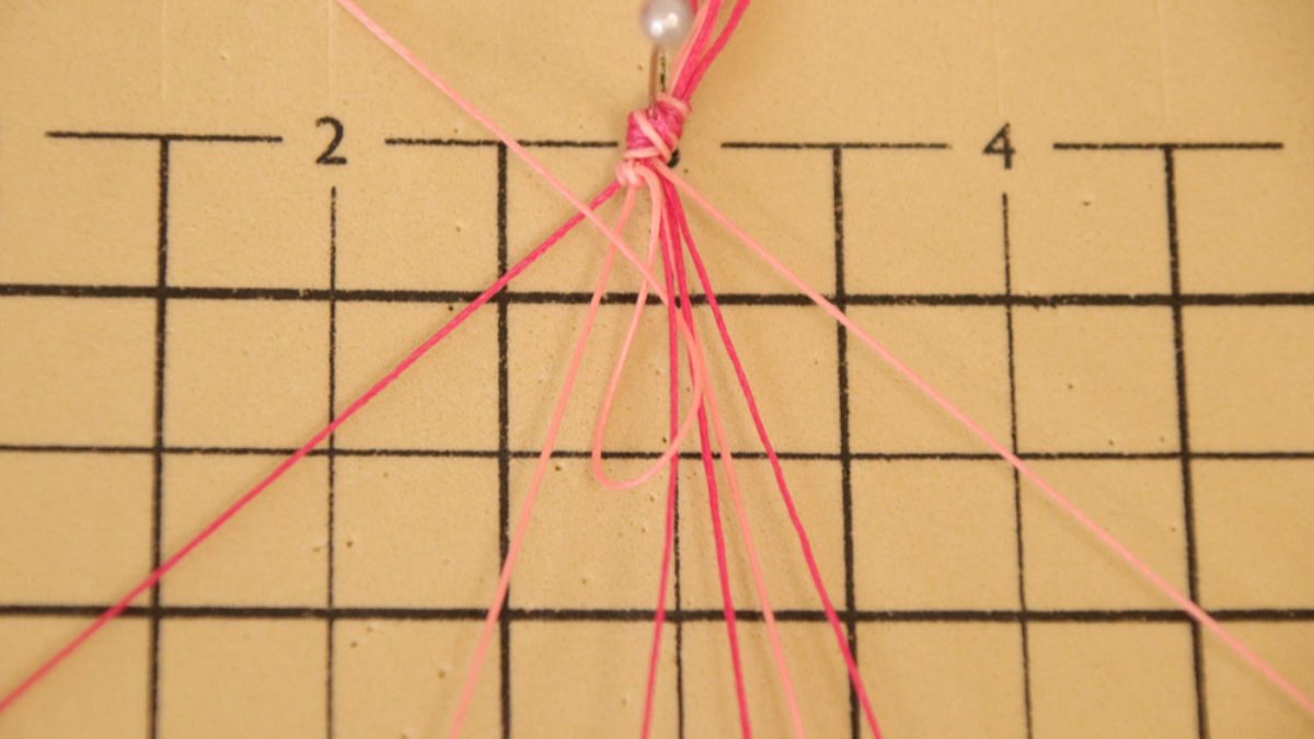 Creoles with Brazilian bracelet Heart in Slam strings : Step 6 Creoles with Brazilian bracelet Heart in Slam strings : Step 6