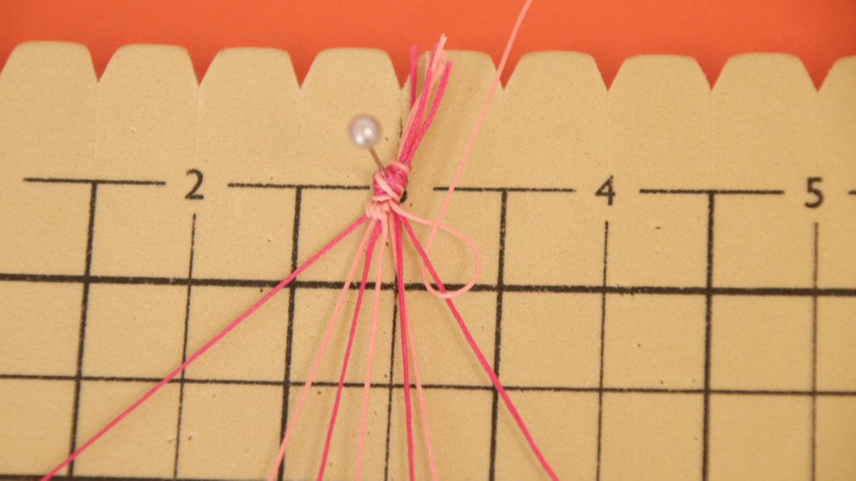 Creoles with Brazilian bracelet Heart in Slam strings : Step 8 Creoles with Brazilian bracelet Heart in Slam strings : Step 8