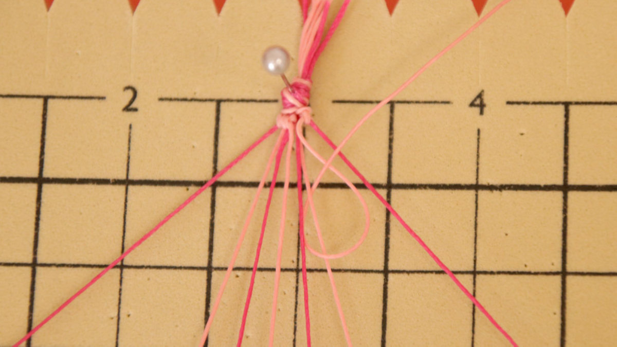 Creoles with Brazilian bracelet Heart in Slam strings : Step 9 Creoles with Brazilian bracelet Heart in Slam strings : Step 9