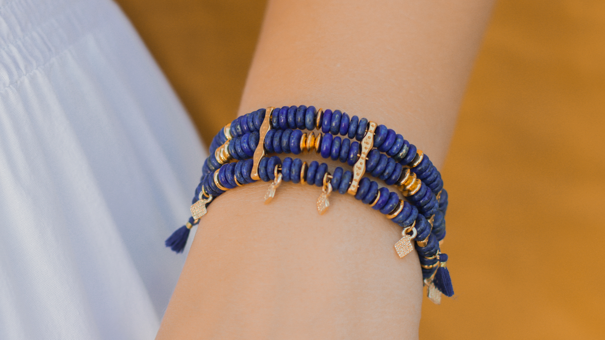 Memory bracelet with Lapis Lazuli beads