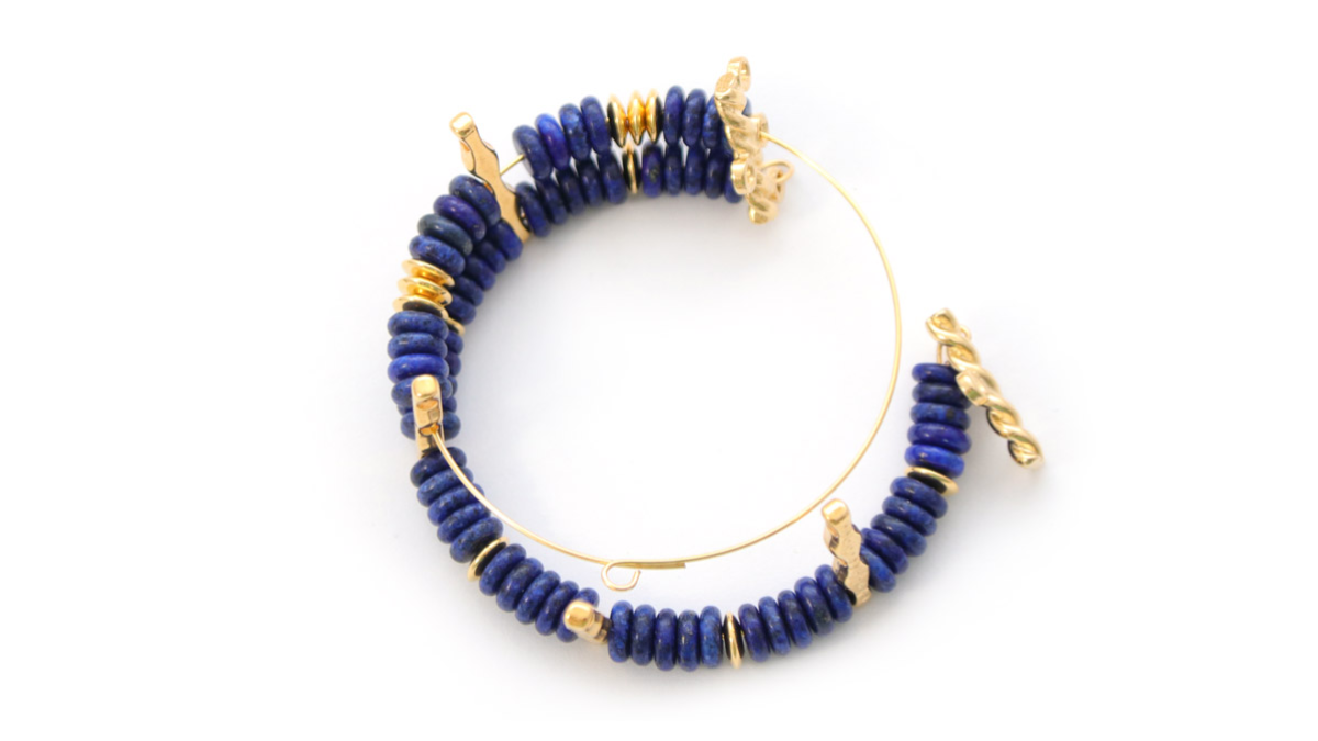 Memory bracelet with Lapis Lazuli beads : Step 3 Memory bracelet with Lapis Lazuli beads : Step 3