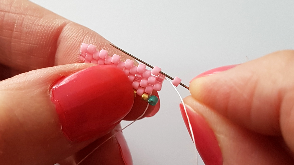 Delica Miyuki peyote weaving ice diagram : Step 12