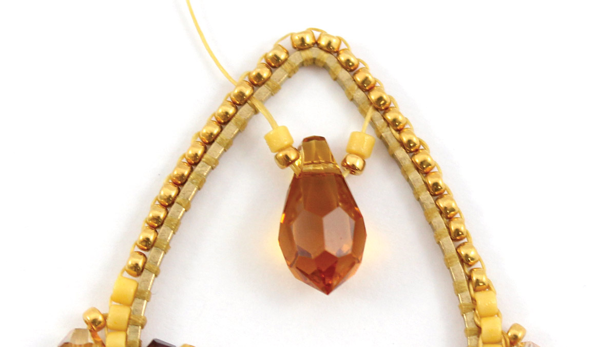 Brick Stitch drop earrings with Miyuki crystals and beads : Step 11