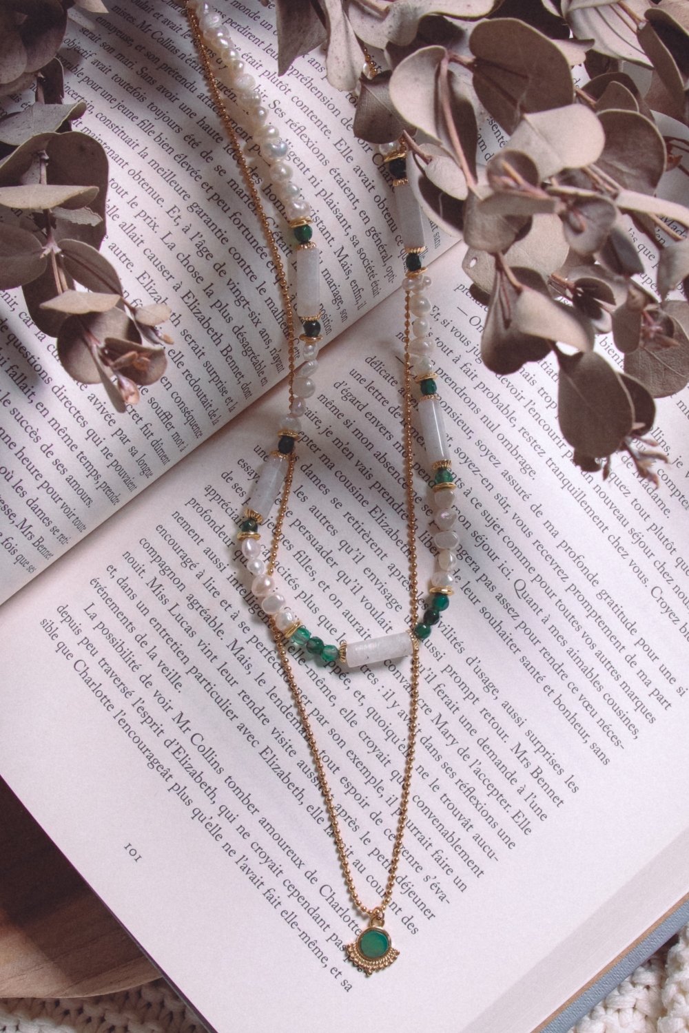 Golden tube necklace with moonstone and freshwater pearls