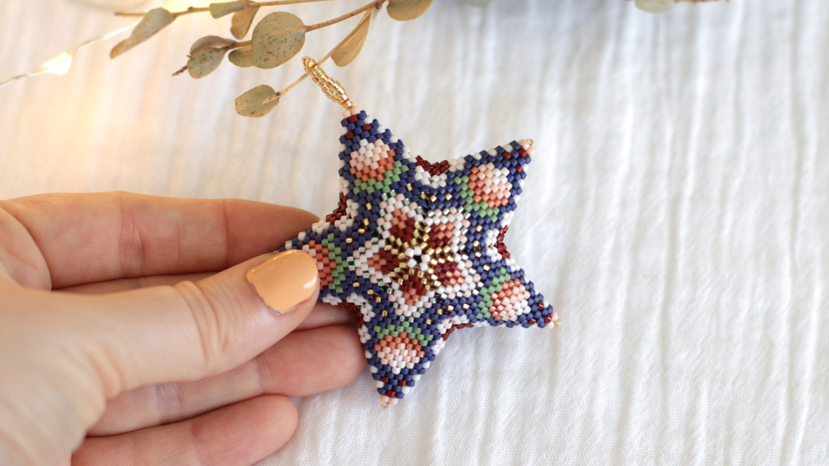 Miyuki 3D Star Diagram in Circular Peyote