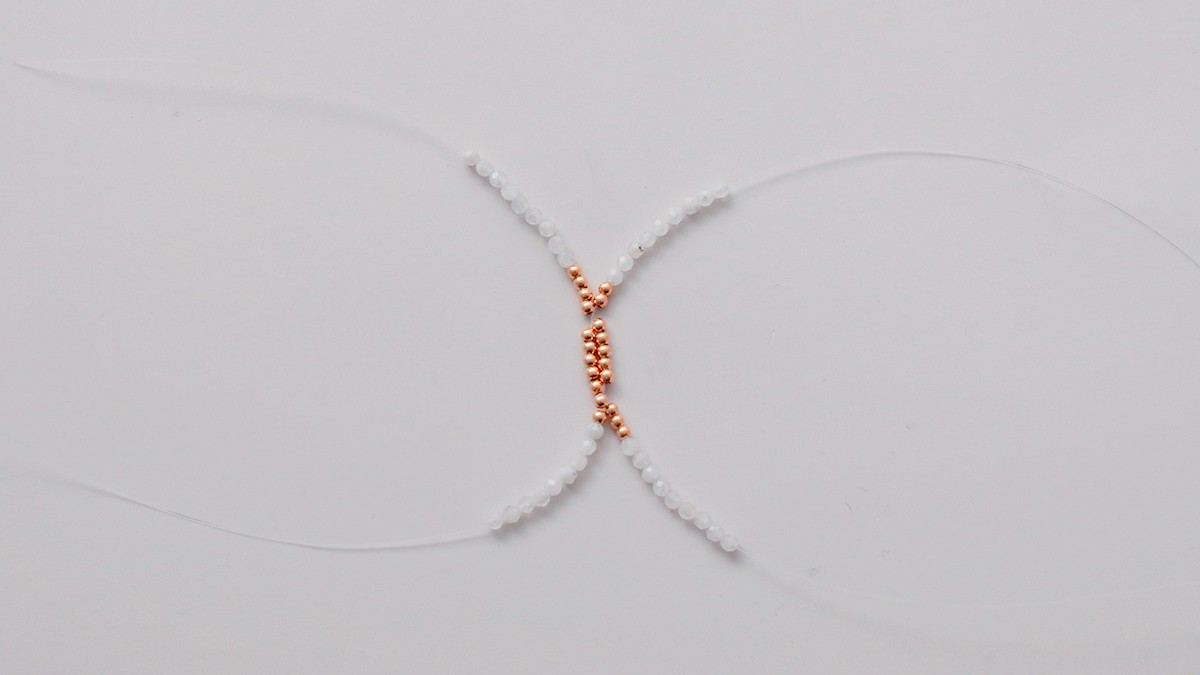 DIY ring with natural stone beads : Step 2