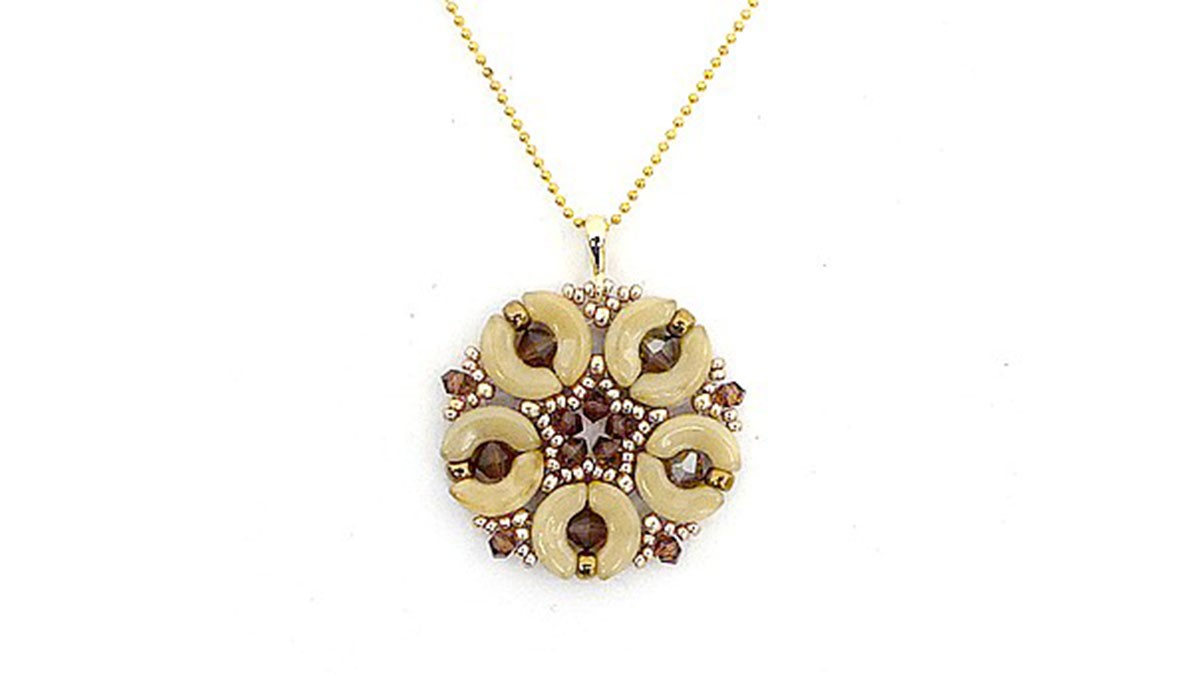 Schema  Oh Belle pendant with Arcos beads