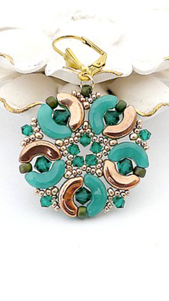 Schema  Oh Belle pendant with Arcos beads