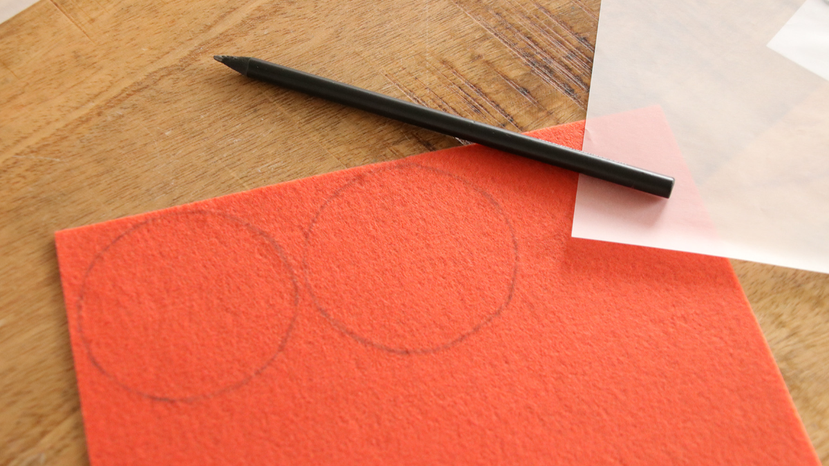 Pattern felt Christmas Tree decoration Christmas Scents : Step 1