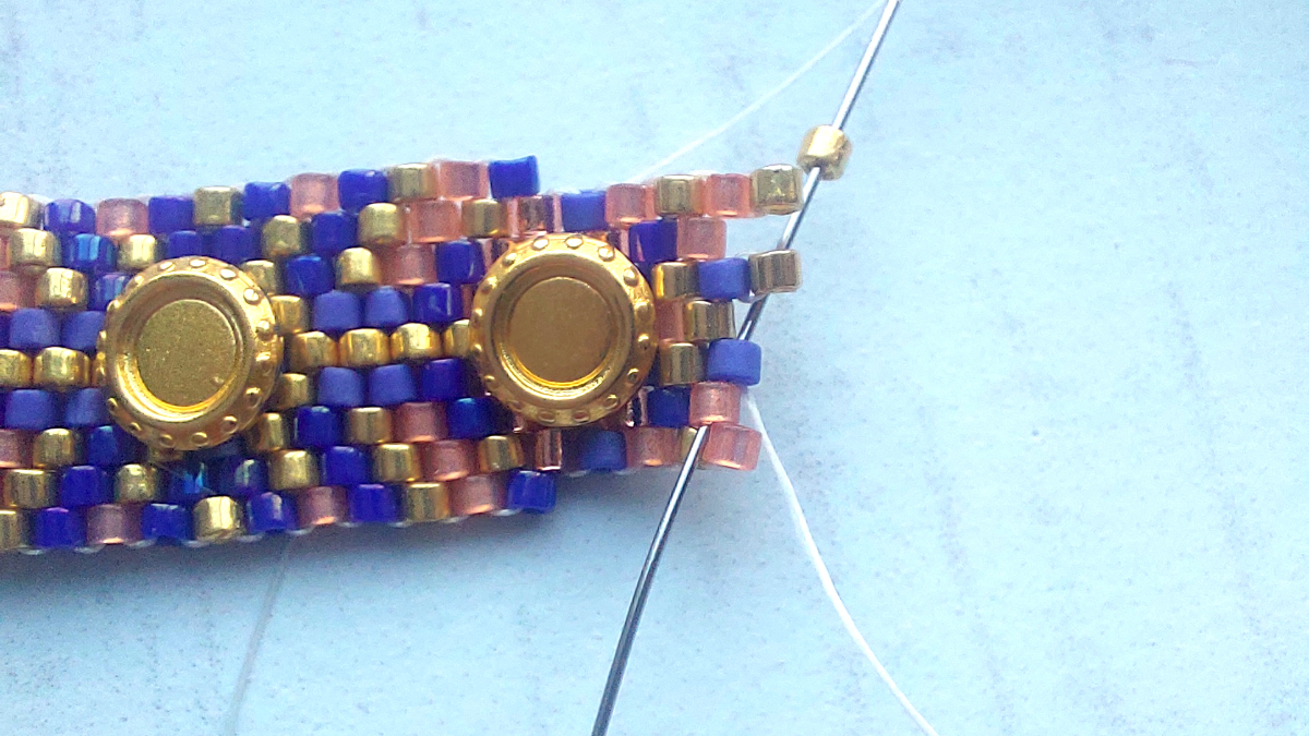 DIY Bracelet weaving peyote &amp; Pure Crystal : Step 1