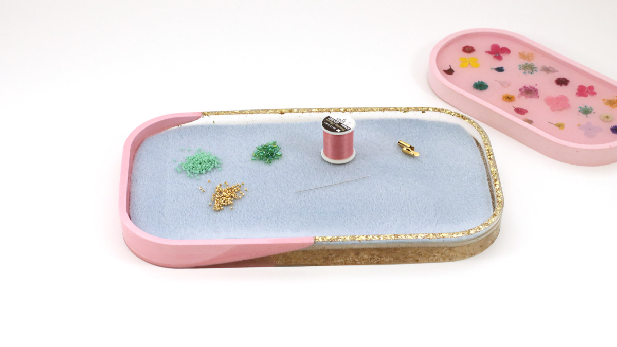 DIY Beading tray for bead weaving