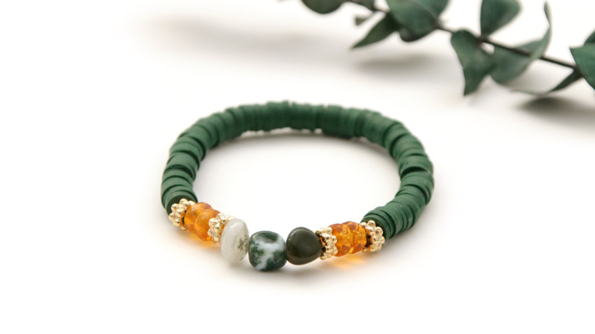 Heishi bracelets with gemstone beads Indian Agates : Step 1