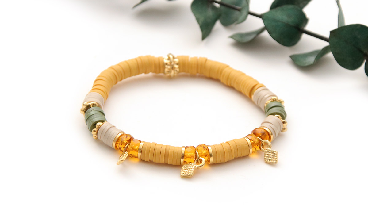 Heishi bracelets with gemstone beads Indian Agates : Step 4