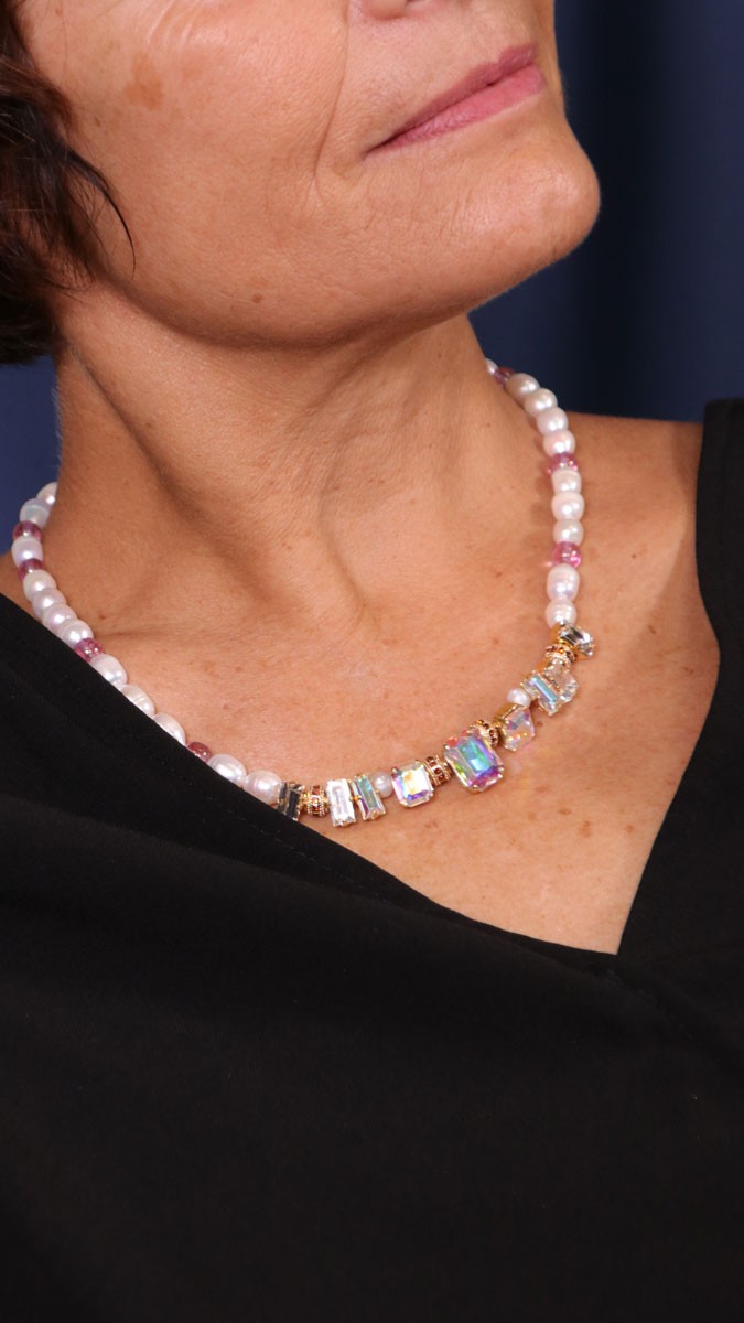 Schema  Evening necklace for women with Aurora crystals