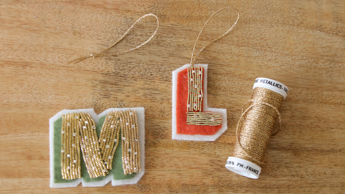 Christmas gift tag tutorial Embroidery letter Cannetille : Step 6