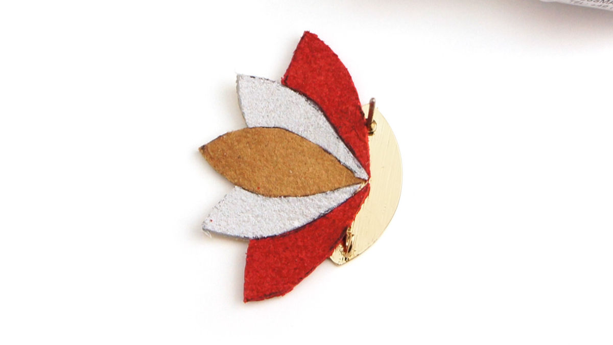 DIY Jewelry with Leather Scraps : Step 3 DIY Jewelry with Leather Scraps : Step 3