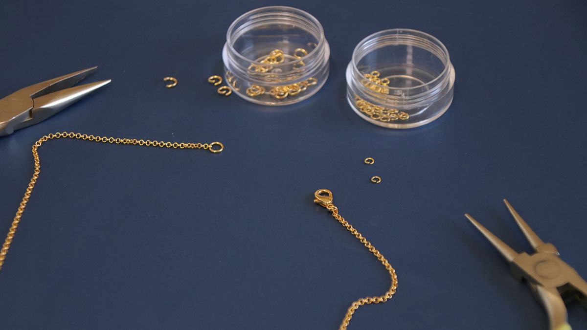 Asymmetrical necklace : Step 2