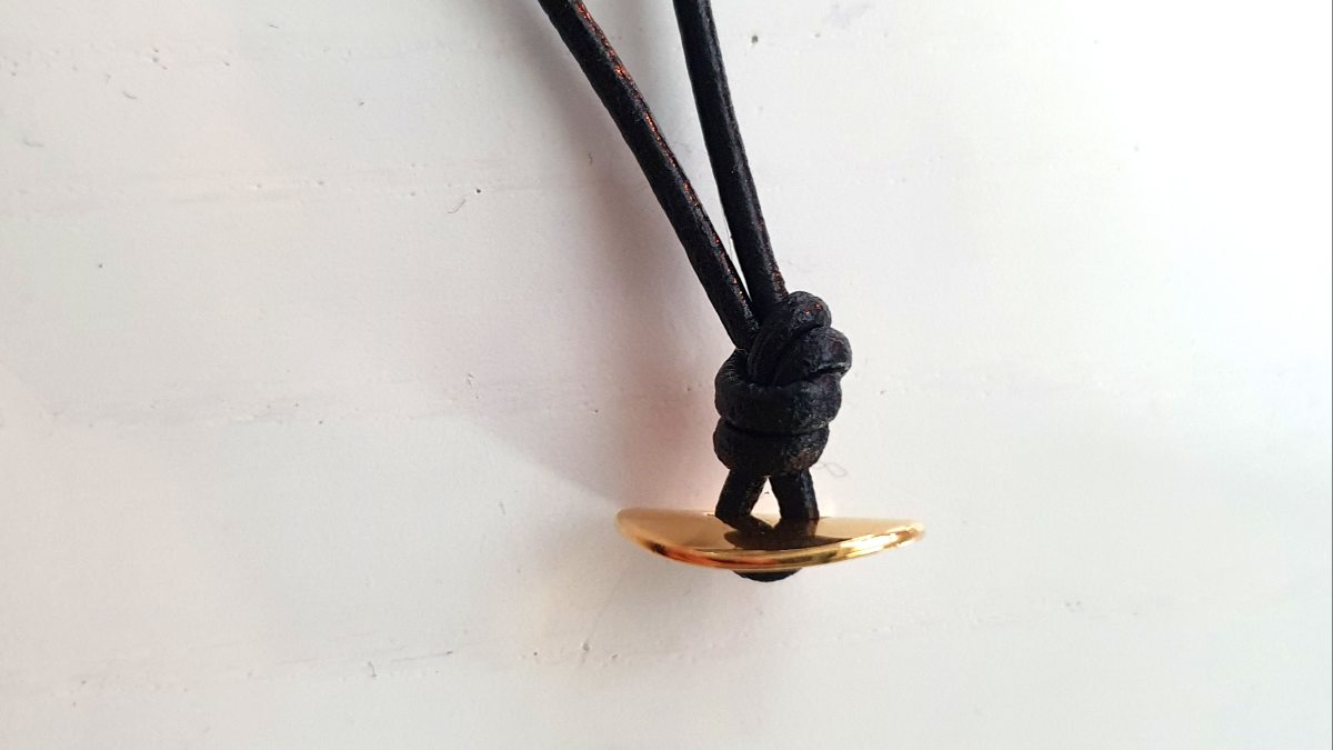 Wrap and macramé bracelet 5 turns with purecrystal, miyukis, golden loop and spacers : Step 2 Wrap and macramé bracelet 5 turns with purecrystal, miyukis, golden loop and spacers : Step 2