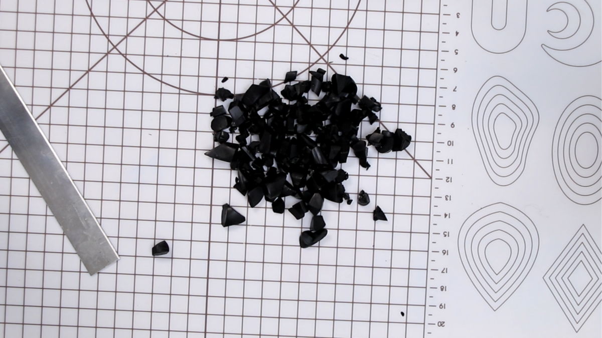 Marble effect polymer clay earrings : Step 1