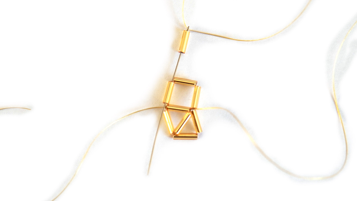 Miyuki Bugles 3D beaded star himmeli style : Step 4