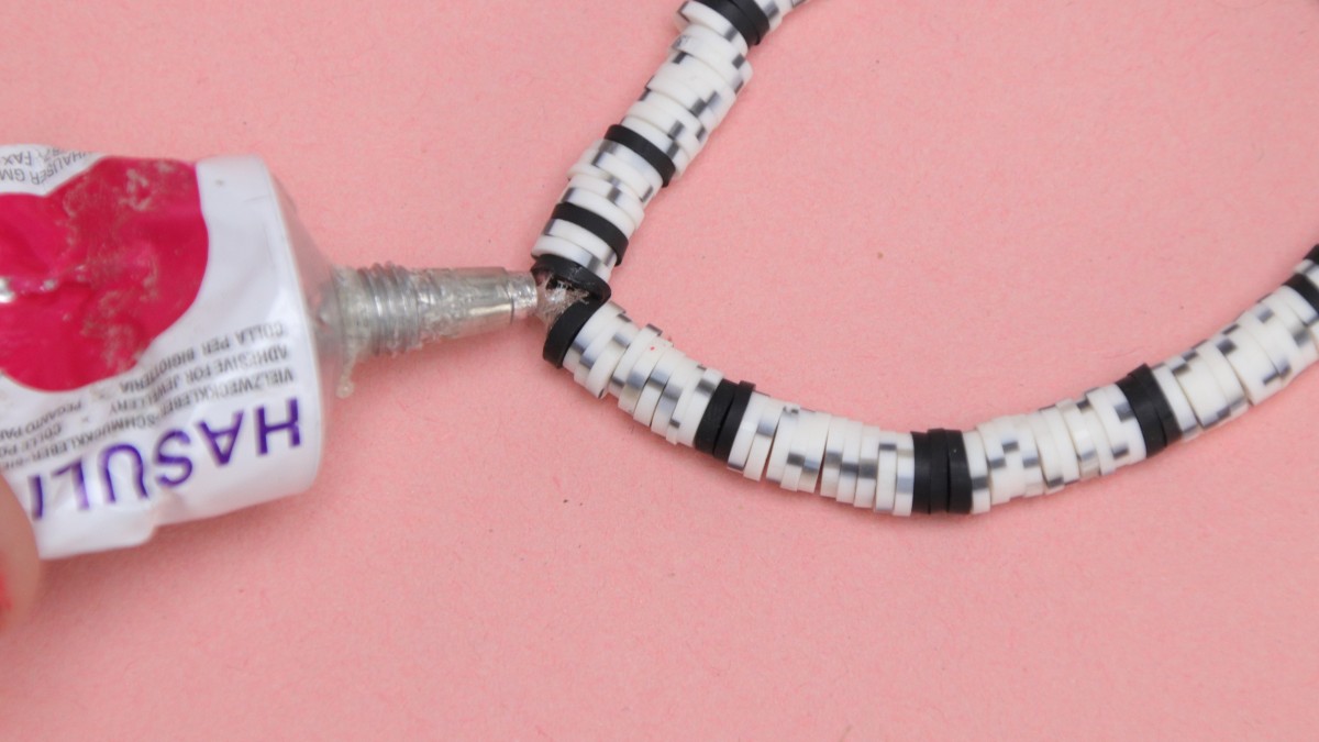 Elastic bracelets round heishi model Canopée : Step 8 Elastic bracelets round heishi model Canopée : Step 8