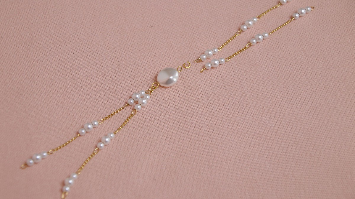 Mother of pearl chain and beads bracelet : Step 5
