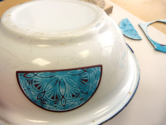 polymer clay necklace with mandala and pompons : Step 7