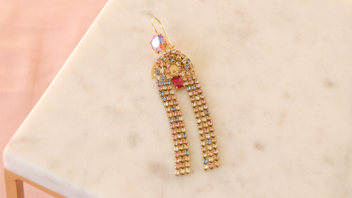 Schema  Arch shape rhinestone pendant earrings