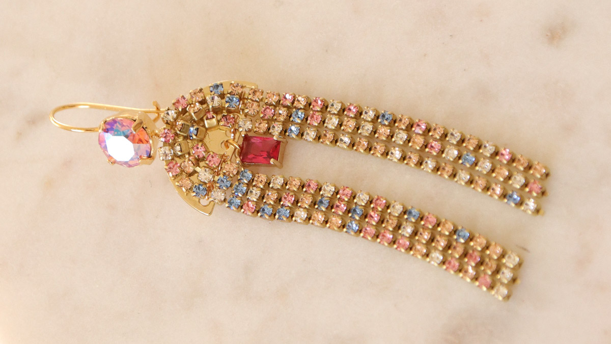 Arch shape rhinestone pendant earrings : Step 5