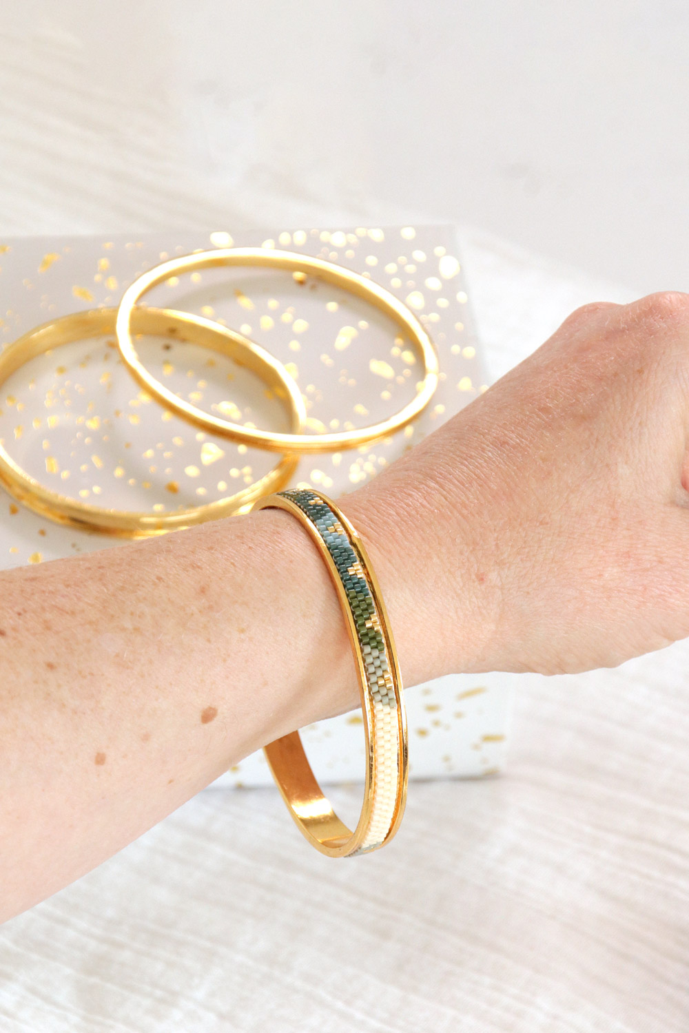 Schema  Gold Miyuki Necklace in Odd Peyote