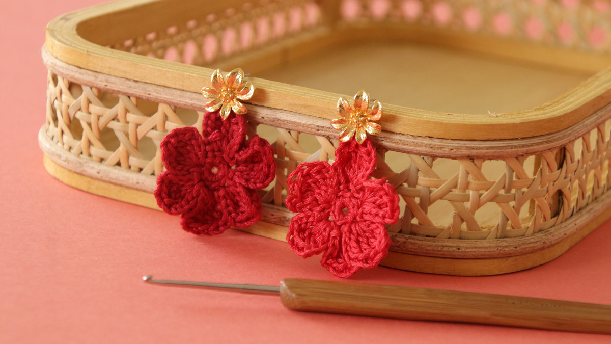 Schema  Red crochet flower earrings tutorial