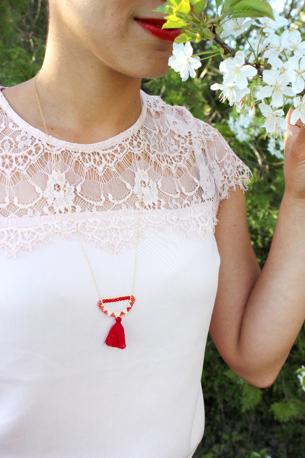 Miyuki half moon necklace brick stitch technique