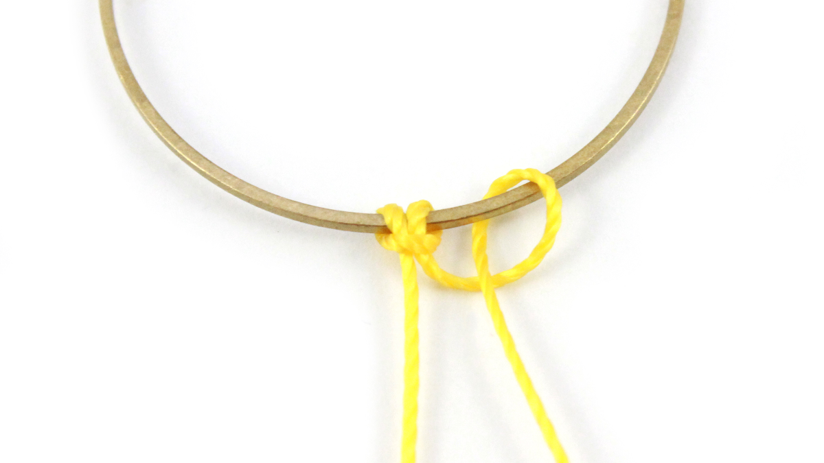 Earrings mix macramé and miyuki : Step 2 Earrings mix macramé and miyuki : Step 2