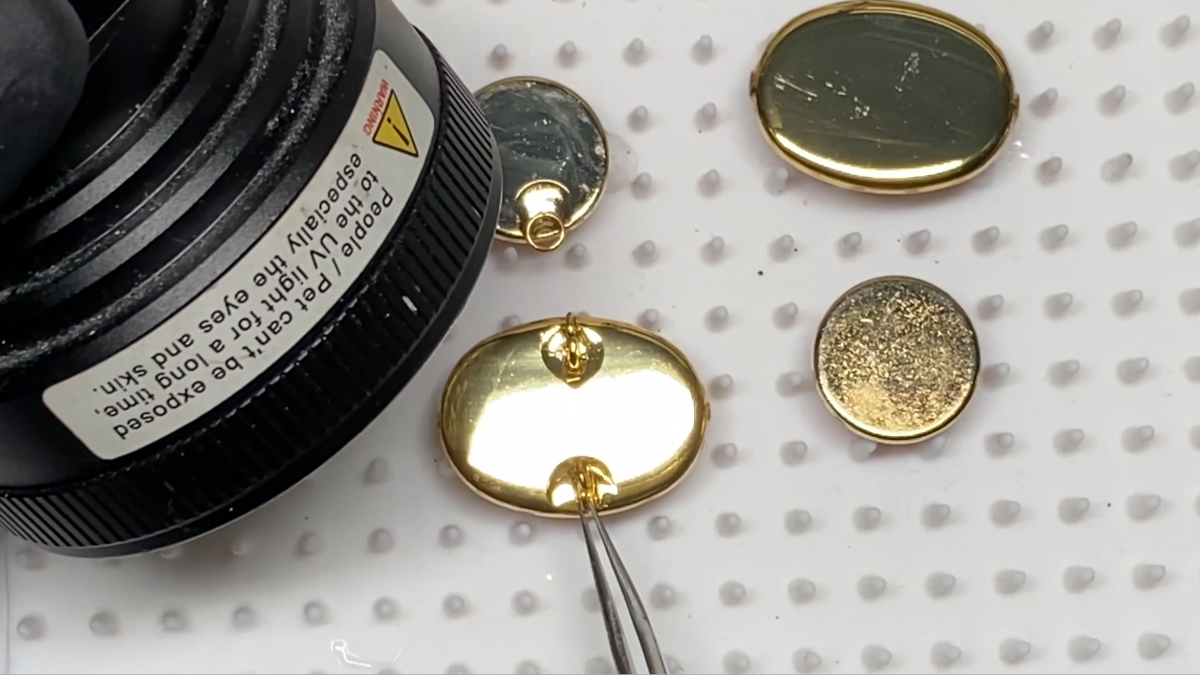 Polymer clay, ink and UV resin pendant earrings : Step 14 Polymer clay, ink and UV resin pendant earrings : Step 14