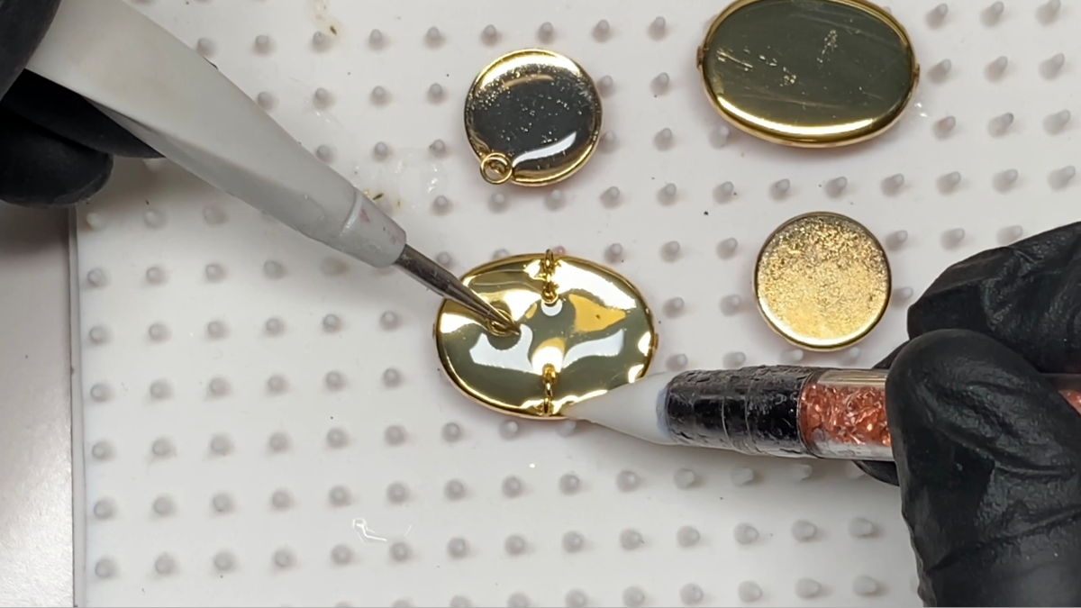 Polymer clay, ink and UV resin pendant earrings : Step 15 Polymer clay, ink and UV resin pendant earrings : Step 15