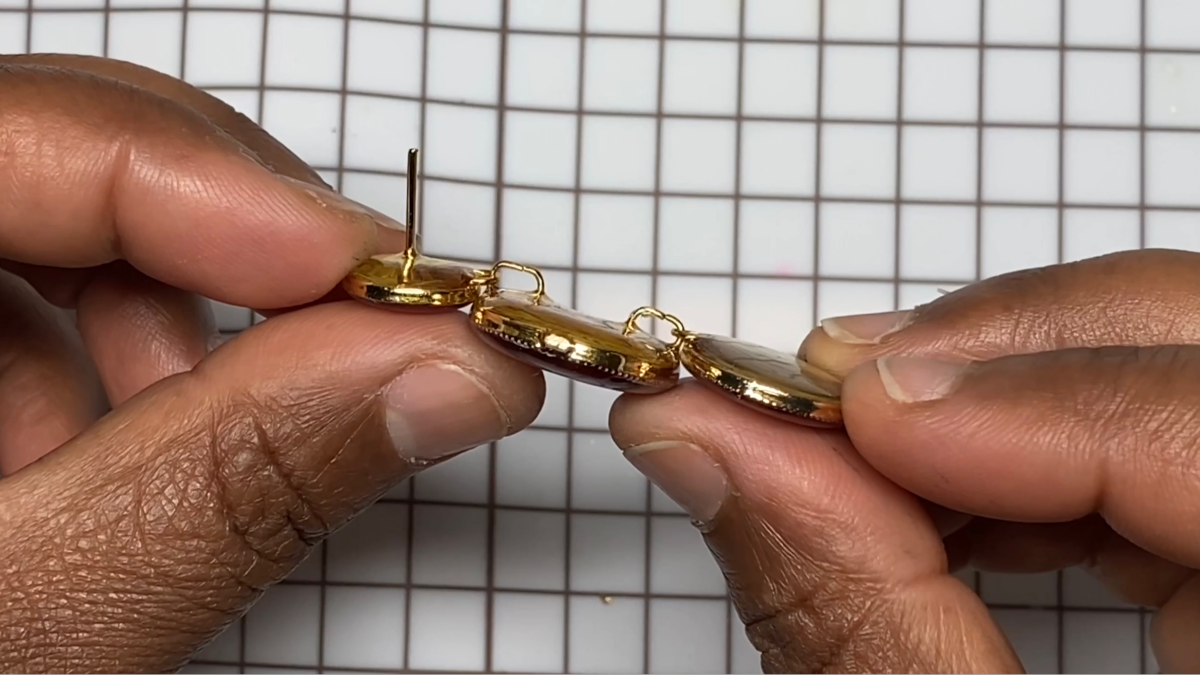 Polymer clay, ink and UV resin pendant earrings : Step 22 Polymer clay, ink and UV resin pendant earrings : Step 22