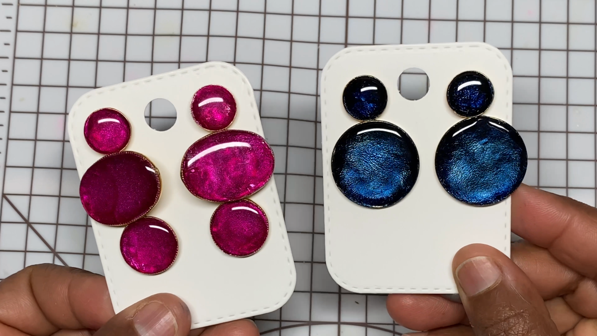 Polymer clay, ink and UV resin pendant earrings : Step 23 Polymer clay, ink and UV resin pendant earrings : Step 23