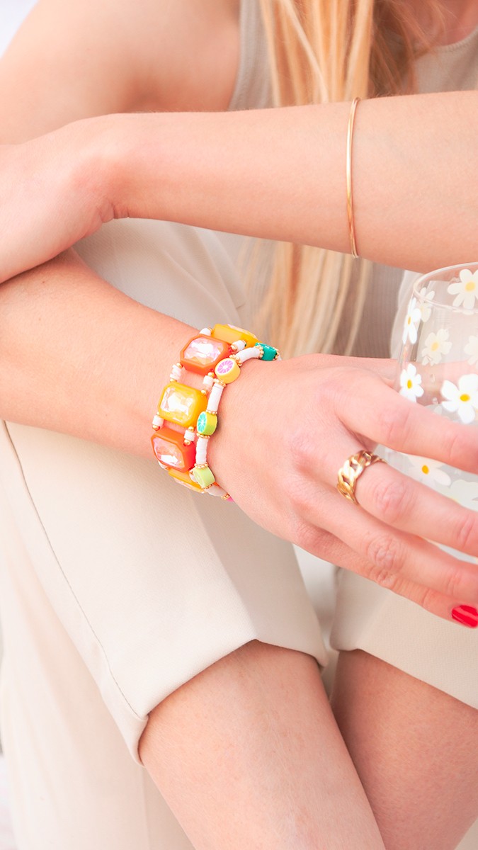 Schema  Elastic bracelets with citrus crystals and beads