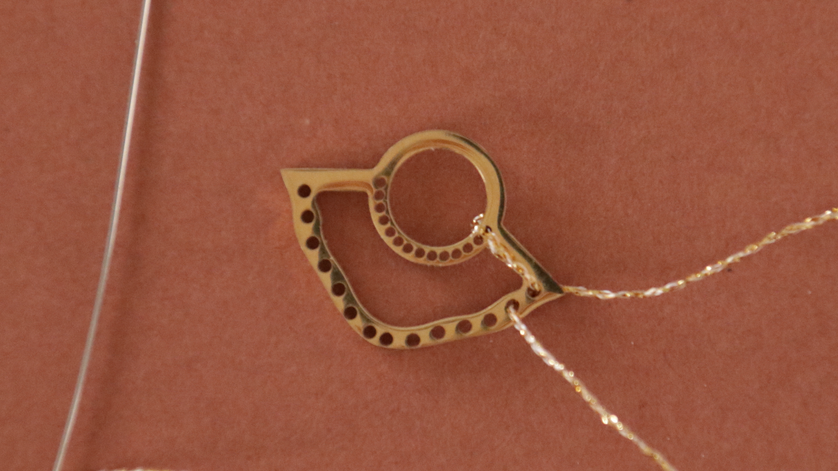 Miyuki stainless steel Bugles gold plated earrings : Step 1