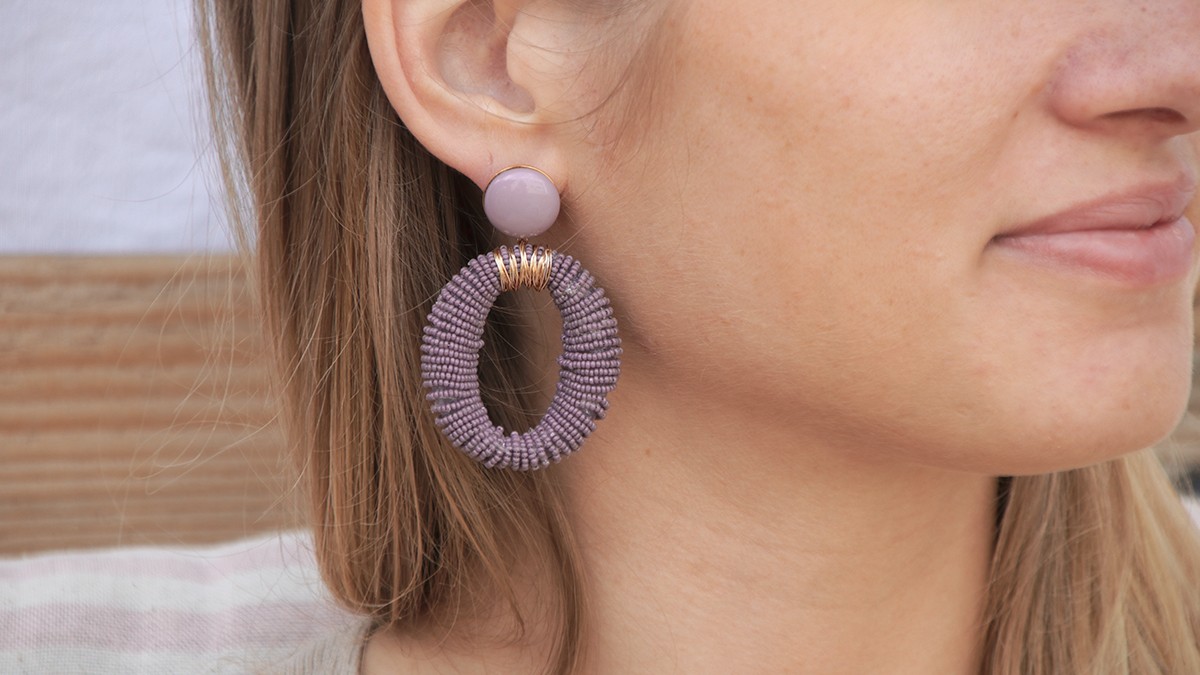 Schema  Vintage earrings with large links and seed beads