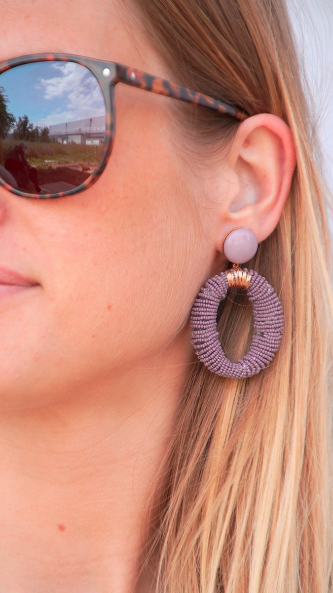 Schema  Vintage earrings with large links and seed beads