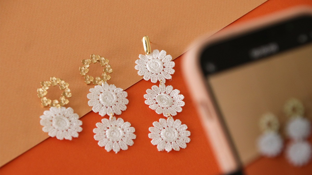Flower earrings