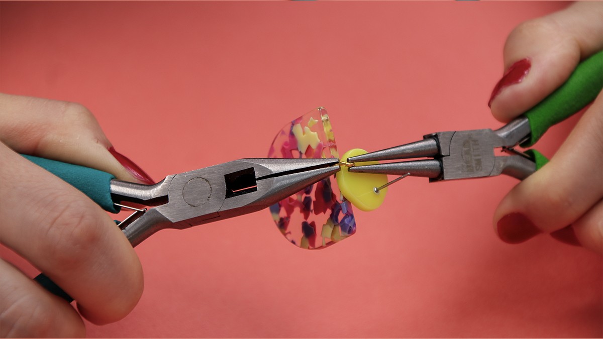 Colorful DIY earrings for beginners : Step 3